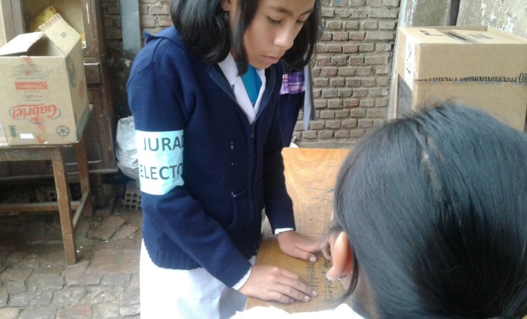 Elección en la unidad educativa Valle Hermoso. 3