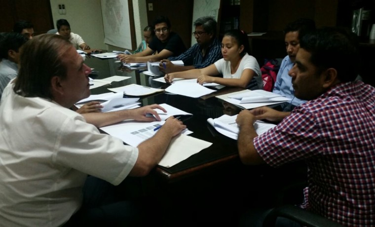 Taller en el TED Santa Cruz