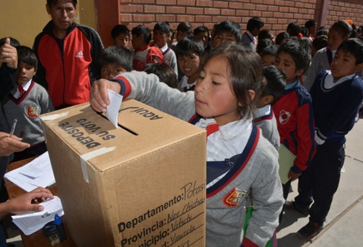 gobestudiantespotosi_210317_1