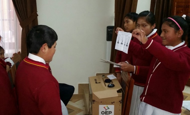 gobi.estudiantilespotosi_160317_3