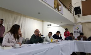 Santa Cruz: Proponen garantizar el voto informado en las elecciones judiciales a través de la diversificación de medios y la recuperación de la credibilidad