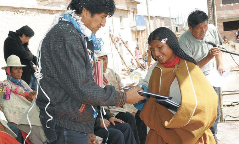 4.entrega simbolica estatuto uru chipaya