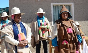 Uru Chipaya: El ayllu Ayparavi elige a Silvia Mamani como su representante al Laymis  Parla