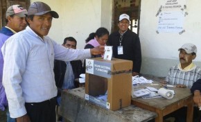 Jornada democrática tranquila y ordenada en  los valles cruceños