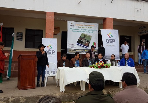 En Vallegrande se inició la votación en las 59 mesas