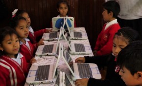 Chuquisaca: unidad educativa desarrolla videojuego para aprender sobre valores democráticos