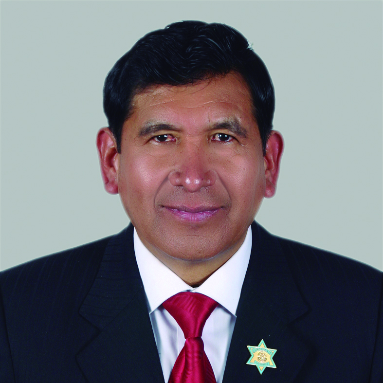 2.alcon-aliaga-gonzalo