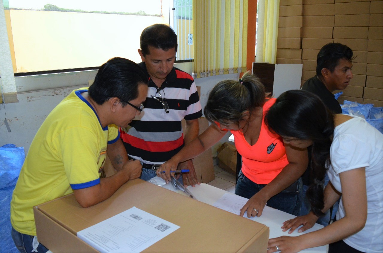 maletaselectorales_211117