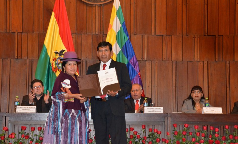 2. Gonzalo Alcón Aliaga (titular)