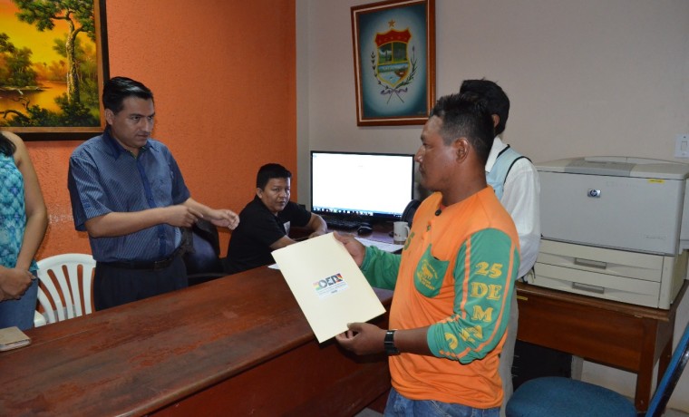 entregalibrospando_170118_1