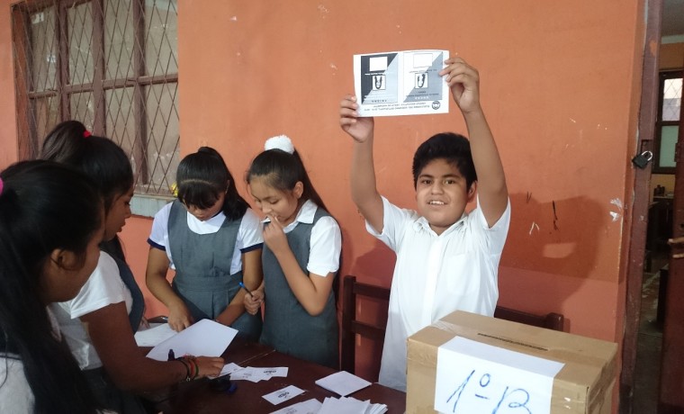 gob.estudiantil.tarija_150318_11