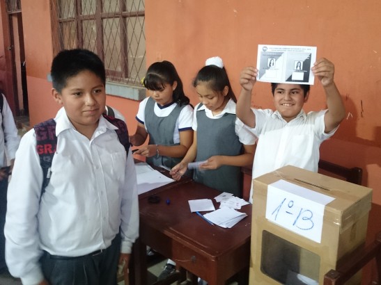 gob.estudiantil.tarija_150318_1