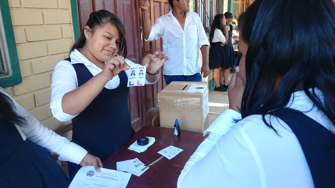 gob.estudiantil.tarija_270318_7