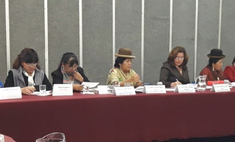 conversatoriomujeres_110418_1