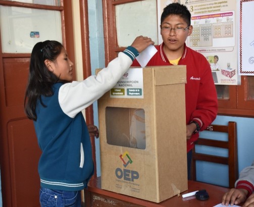 gobiernosestudiantileslapaz_140418_3