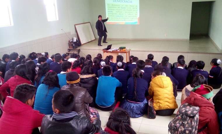 gobiernosestudiantileslapaz_140418_6