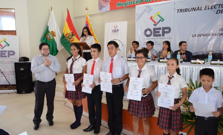 gobiernosestudiantilespando_230418_2