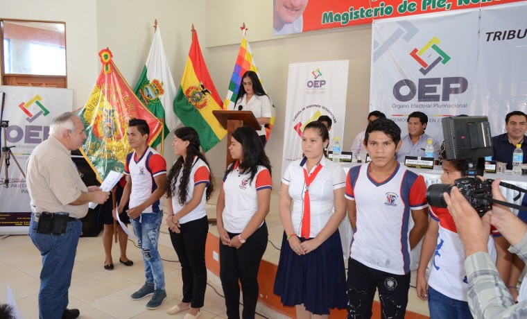 gobiernosestudiantilespando_230418_3