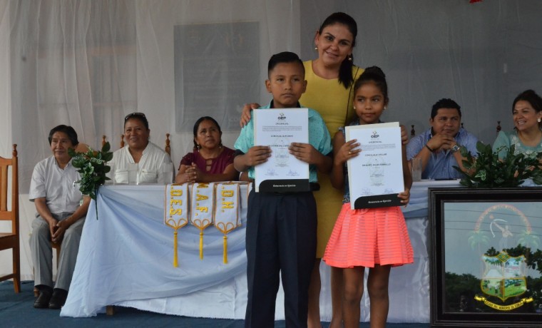 ninieztedpando_140418_1