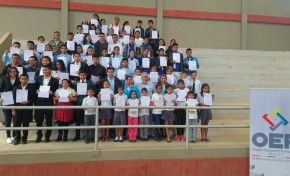 Beni: 15 gobiernos estudiantiles de Trinidad recibieron sus credenciales