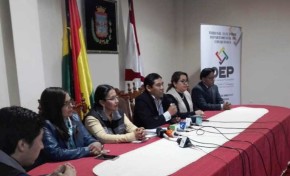 Soliz y Quispe asumen la dirección del TED Chuquisaca por los siguientes dos años