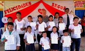 La unidad educativa Nuestra Señora de Begoña recibe las credenciales de su gobierno estudiantil