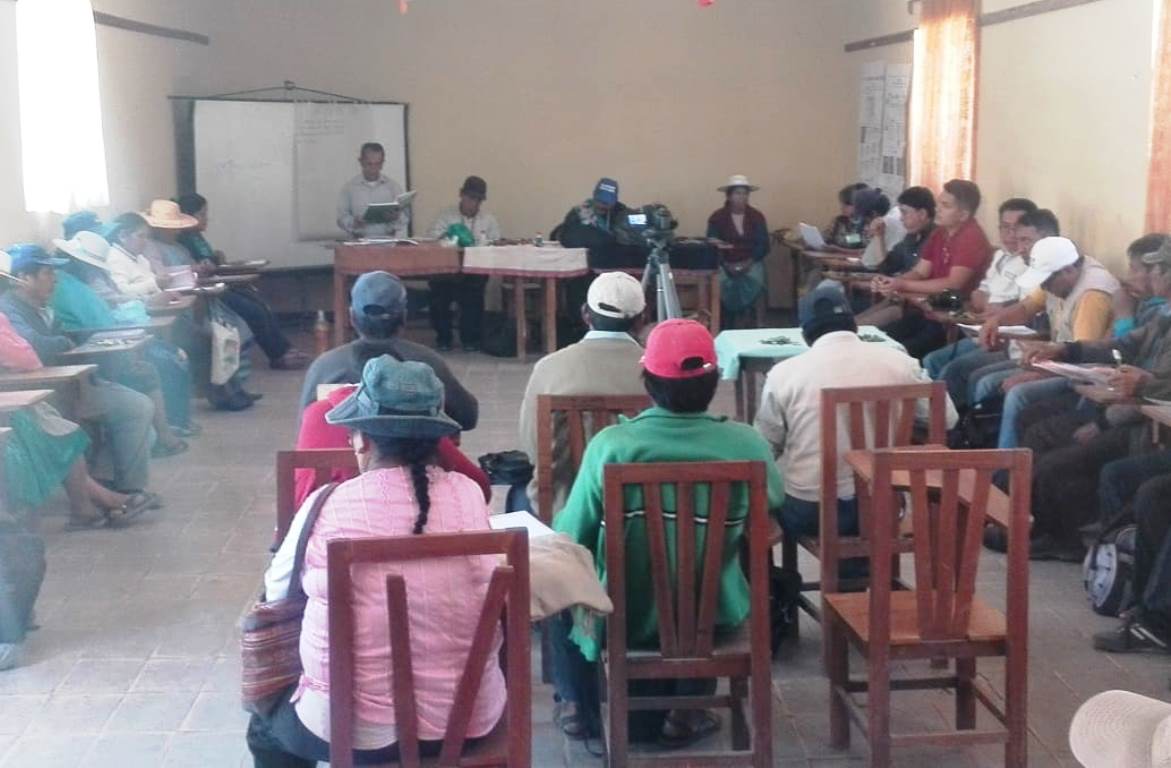 reunion_yura_potosi_141218