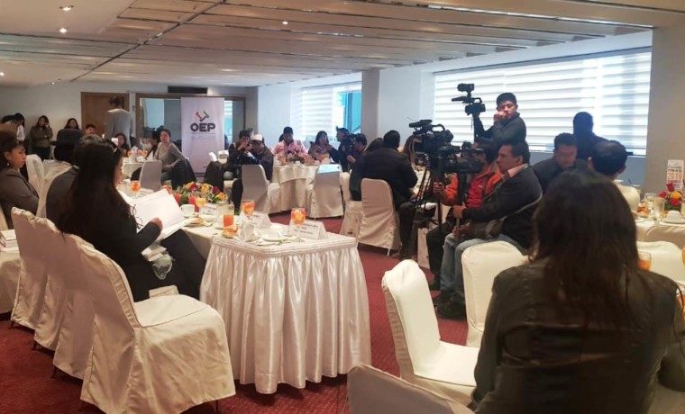 reunion_periodistas_250119_3