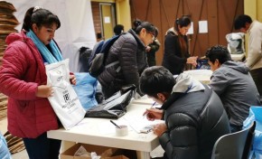 La Paz: las y los notarios devuelven el material electoral que usado en las Elecciones Primarias y concluyen su trabajo