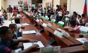 Beni: 28 niñas y niños recibieron sus credenciales como asambleístas departamentales
