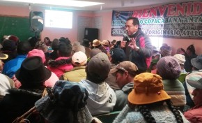 Referendo Autonómico: en Pelechuco la socialización se hace de puerta a puerta