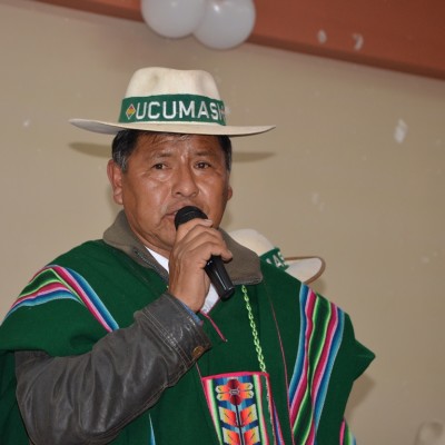 6. El candidato Emilio Aguilar se presenta ante el jacha tantachawi