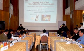 Cochabamba: socializan con más de 50 periodistas el reglamento de propaganda y campaña para las Elecciones Generales de 2019