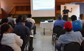 En Santa Cruz socializan el Reglamento de Fiscalización con delegados de organizaciones políticas