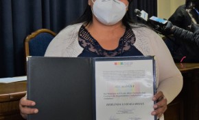El TED Cochabamba entrega credenciales a la nueva Alcaldesa de Entre Ríos, Erlinda Luizaga