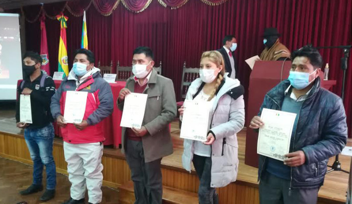 credencialsalinas-oruro