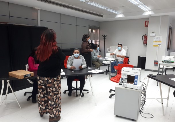 España: el TSE realiza jornadas de capacitación a juradas y jurados electorales en Valencia