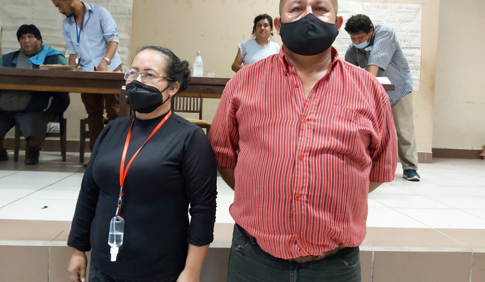 Asambleístas guaranís titular y suplente en la Asamblea Regional del Gran Chaco.