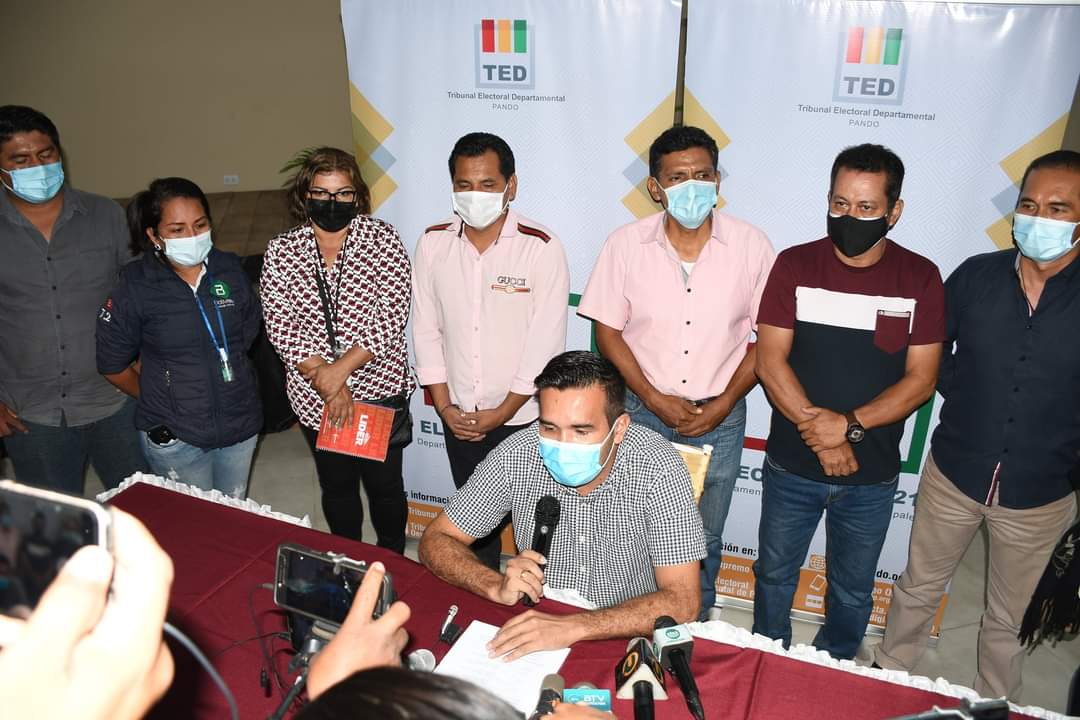 TED PANDO - FORO DEBATE