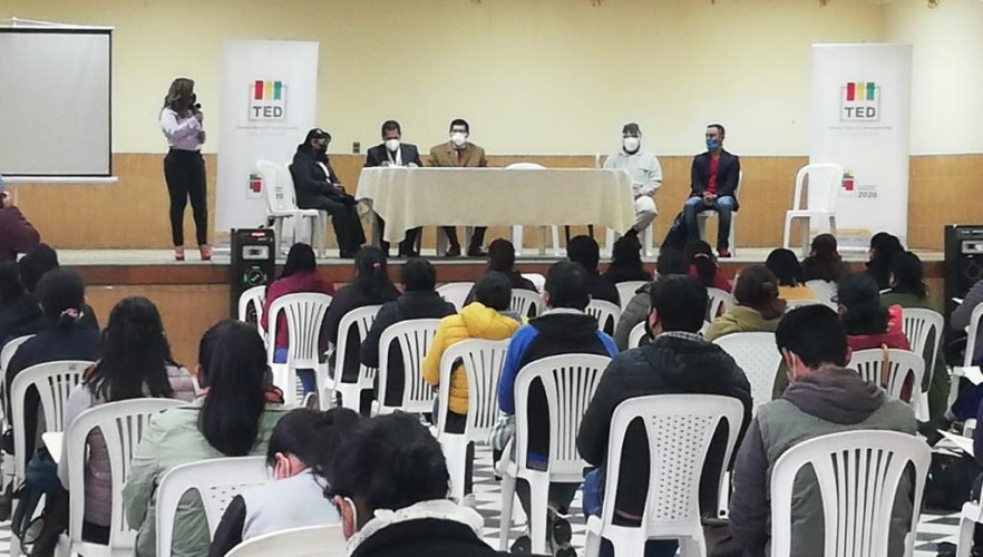 El TED de Chuquisaca designa 575 notarias y notarios electorales