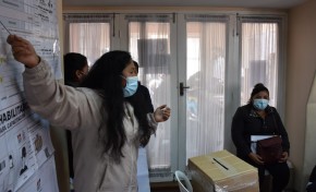 El TED La Paz inicia la capacitación a notarios electorales de provincias para la segunda vuelta