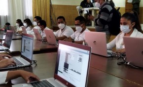 Realizan un simulacro del conteo de votos en el Centro de Cómputo de Chuquisaca