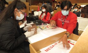 El TED Oruro concluye el armado de maletas electorales y el 5 de marzo inicia la distribución