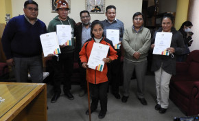 Dos concejales suplentes del MTS asumirán como titulares en el Concejo Municipal de Huanuni