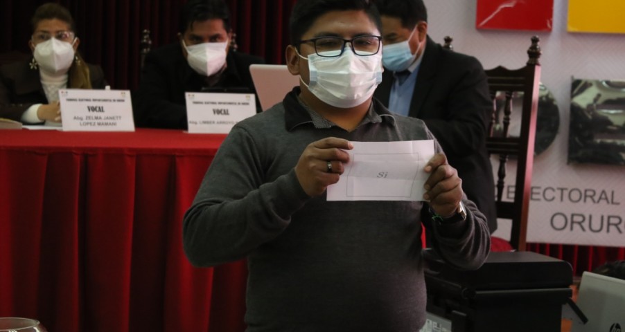 Candidato del MTS gana por sorteo el quinto escaño en el Concejo Municipal de Andamarca