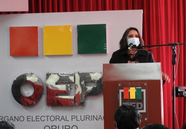 Autoridades del TSE y del TED Oruro invitan a organizaciones políticas a inscribir mujeres en candidaturas ejecutivas
