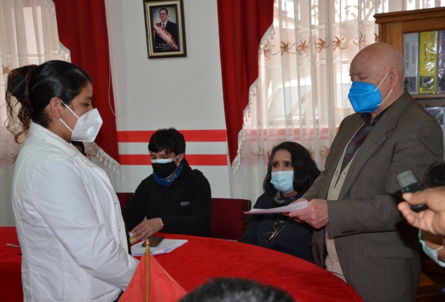 7b83b3f5-64b2-4b8b-8e60-a10d150dd934