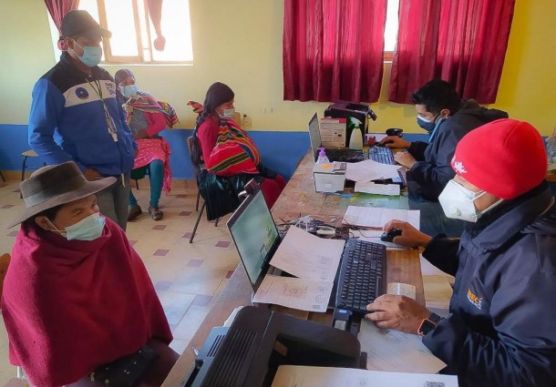 Serecí Chuquisaca activa campaña de registro, saneamiento y certificación gratuita en Villa Azurduy