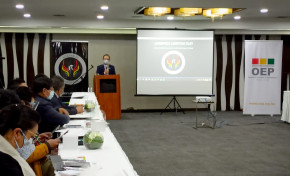 TSE participa en taller de diálogo y capacitación sobre derechos de la población LGBTI en el ámbito electoral