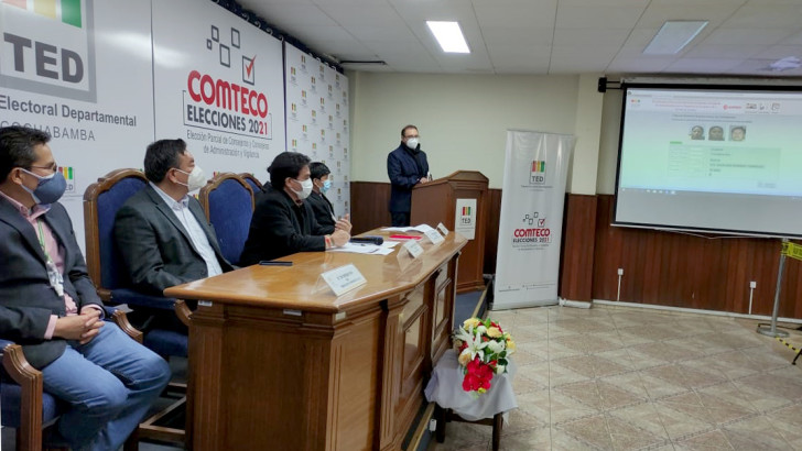 frontal jurados COMTECO